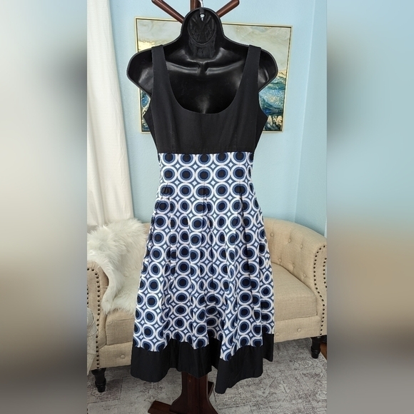 Maggy London  Dress Size 6 - Picture 3 of 10